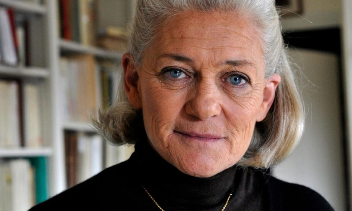 Giá trị tài sản ròng của Elisabeth Badinter vào khoảng 1,3 tỷ đôla, với số tài sản này bà trở thành nhà văn giàu nhất thế giới. (Nguồn: edudwar.com)