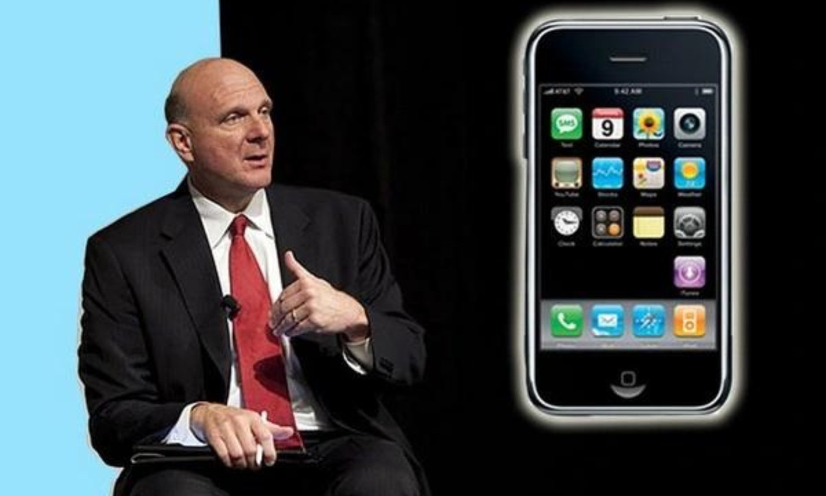 1. iPhone không có cơ hội: vào năm 2007, thế giới thiết bị di động trở nên sôi động khi iPhone ra mắt, nó là sự kết hợp giữa một iPod màn hình lớn và một trình duyệt chính thức cùng màn hình cảm ứng đa điểm. Steve Jobs cho rằng iPhone đã vượt lên trước 5 năm so với những điện thoại khác, tuy nhiên người đứng đầu Microsoft lại không nghĩ vậy. (Nguồn: Dân trí)