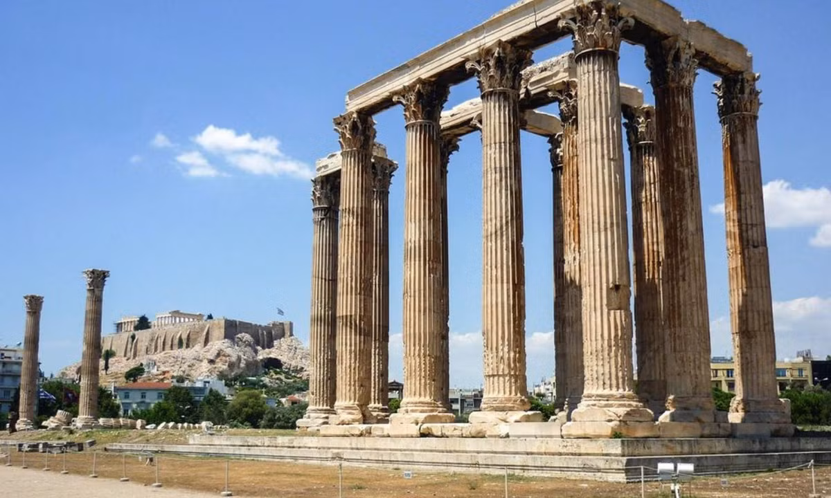 Hiện nay chỉ còn sót lại 15 trụ với thức cột Corinth. Nhưng dù có vậy, nó vẫn thu hút một lượng lớn khách du lịch đến tham quan mỗi năm. (Nguồn: Yeudulich)