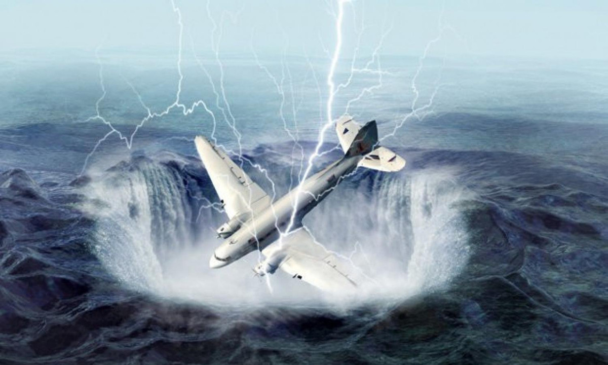 Bỏ qua những giả thuyết hư cấu, một nhà khoa học ở Australia là tiến sỹ Kruszelnicki đã đưa ra lời giải thích "đơn giản" đằng sau những vụ mất tích trên. Đó là lỗi của con người. (Nguồn: Điện Biên TV)