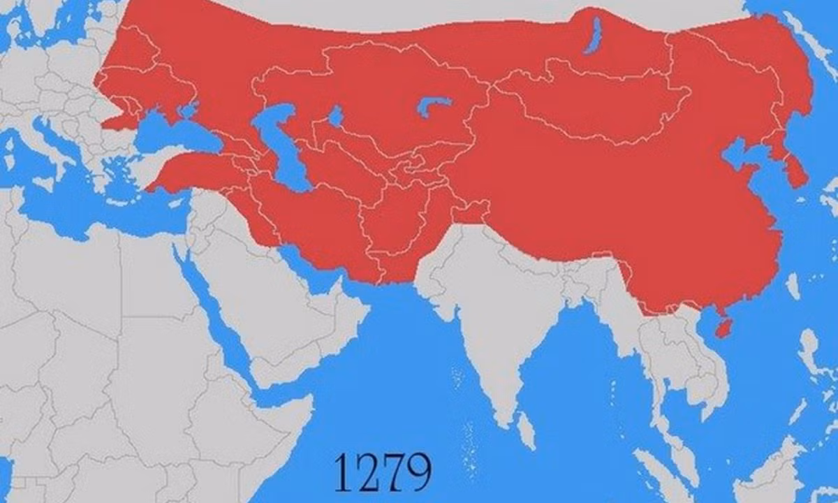 4. Đế chế Mông Cổ: đế chế này gây bất ngờ lớn khi đánh bại được các kẻ thù mạnh và đông dân hơn rất nhiều. Đây là đế chế có lãnh thổ liên tục lớn nhất thế giới và là đế chế sử dụng đòn khủng bố với tất cả các kẻ thù. (Nguồn: Giải đáp Việt).