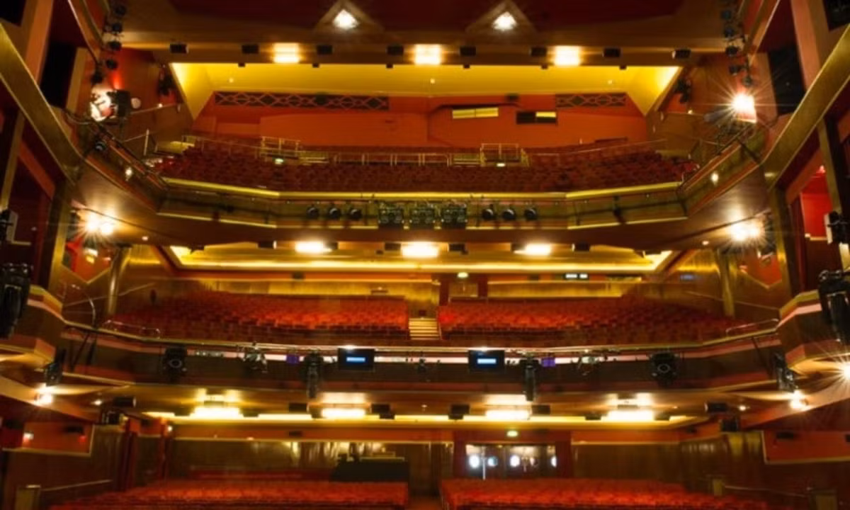 5. Nhà hát Adelphi, thành phố London, Anh: linh hồn của nam diễn viên William Terriss, người từng bị đâm chết ngay trong nhà hát hồi năm 1897 cho đến nay vẫn còn ám nhà hát Adelphi. (Nguồn: Ents24)