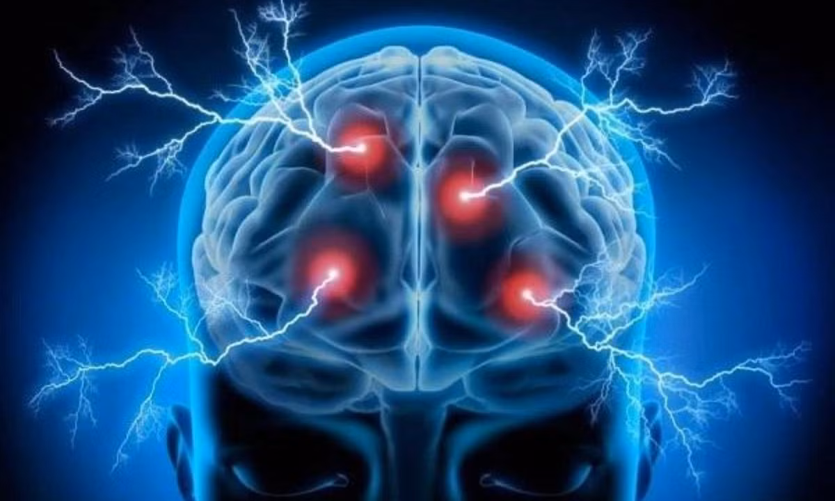 Déjà vu bệnh lý thường liên quan đến bệnh lý động kinh. Hoặc kết hợp với các triệu chứng khác như ảo giác, hoang tưởng, và thường là dấu hiệu của các bệnh tâm thần. (Nguồn: baokhanhhoa.vn)