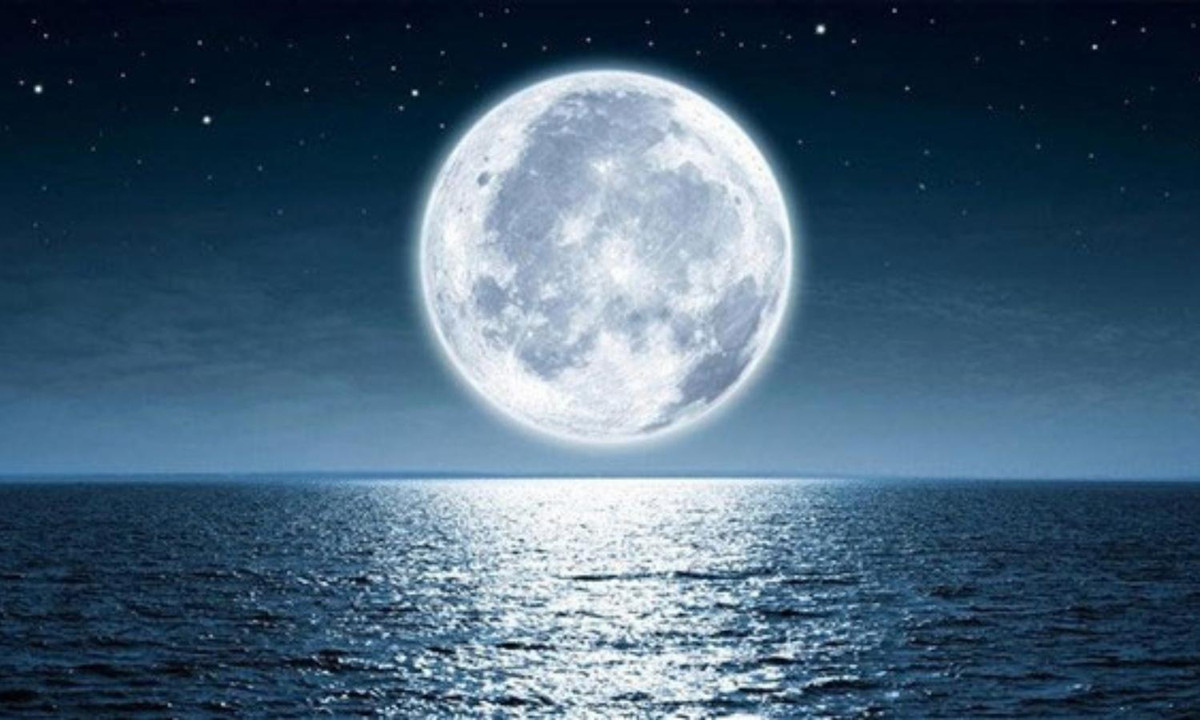 Theo một số giả thuyết, Mặt trăng sẽ tiếp tục gia tăng khoảng cách với Trái đất cho đến khi nó không còn là "người hàng xóm" gần nhất của chúng ta nữa. (Nguồn: KhoaHoc.tv)