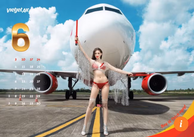 Trước đó, Vietjet Air từng được báo chí nước ngoài gọi là “hãng hàng không bikini” khi có chiến dịch marketing bằng hàng loạt người mẫu bikini nổi tiếng tại Việt Nam. Ảnh: The South China Morning Post.