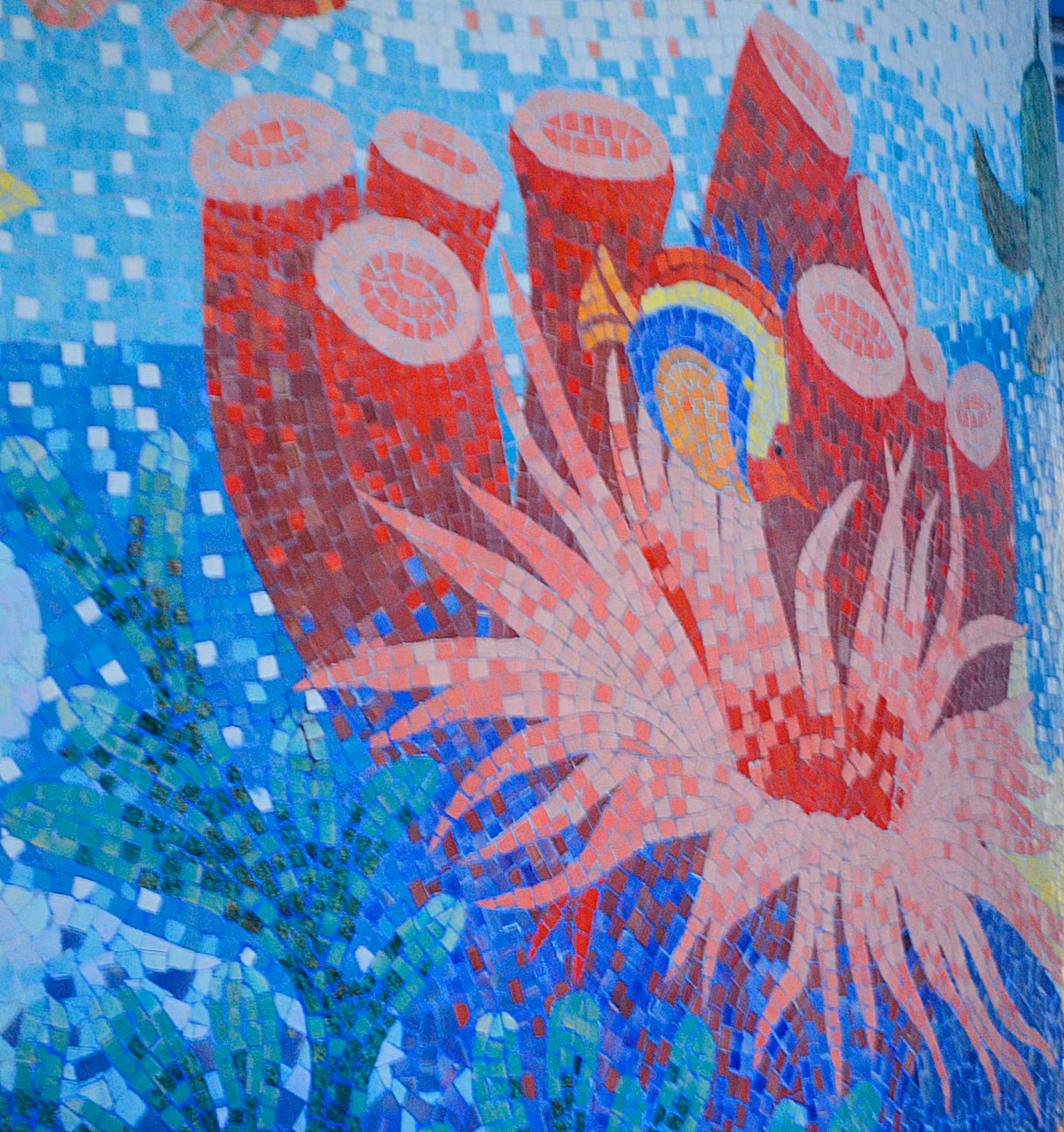 Các bức tranh liên hoàn với những đề tài nối tiếp nhau...