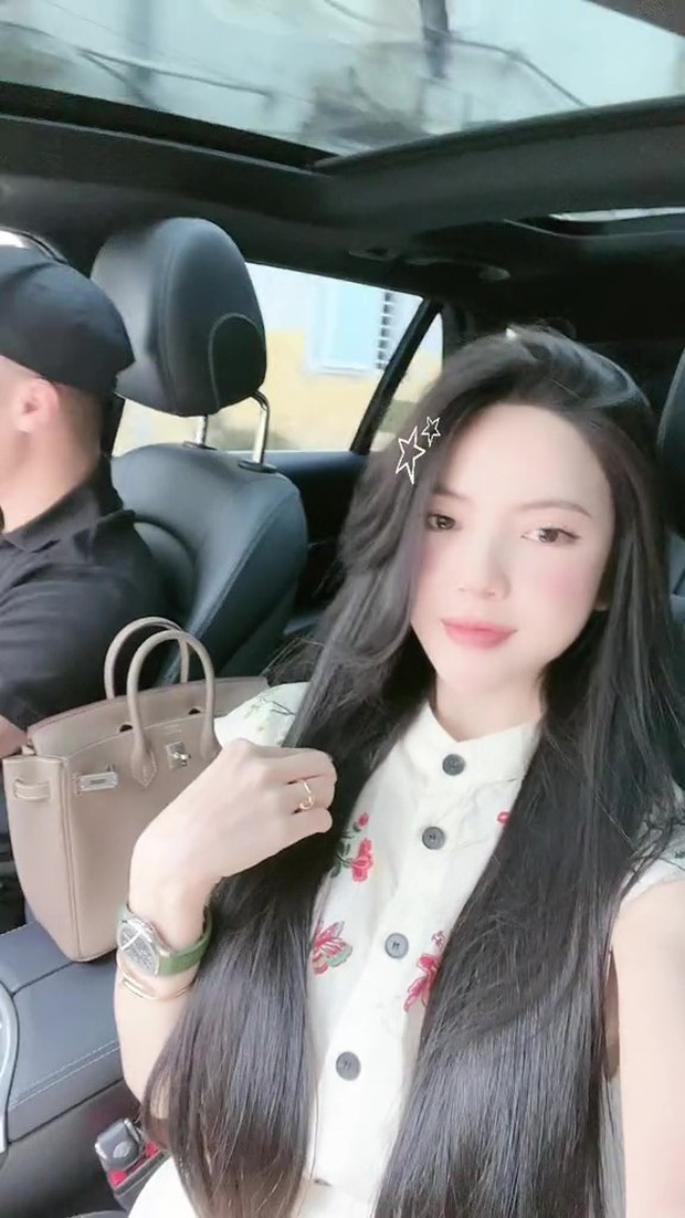 Quang Hải hé lộ cưới vợ trong tương lai gần, sẽ là Chu Thanh Huyền? - Hình 3 Quang Hai he lo cuoi vo trong tuong lai gan, se la Chu Thanh Huyen?-Hinh-3