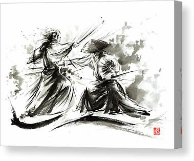 Âu Dã Tử và Can Tương dùng nước suối đó để rèn nên thanh kiếm huyền thoại Long Tuyền Kiếm sau nhiều ngày miệt mài làm việc. Sau khi hoàn thành, thanh kiếm sắc bén, có độ sát thương cao, tinh tế và được trang trí tinh xảo.