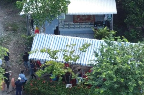 Thảm án ở Cà Mau: Nghi phạm giết vợ, nằm võng nghĩ cách sát hại cha mẹ vợ - Hình 2 Tham an o Ca Mau: Nghi pham giet vo, nam vong nghi cach sat hai cha me vo-Hinh-2