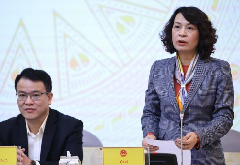 Lanh dao Bo Y te thua nhan thu tuc chuyen vien con tieu cuc, xin - cho