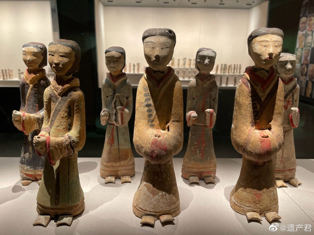 Đến tháng 9/1986, các chuyên gia thuộc Đại học Nam Kinh biết đến sự việc trên nên đã tìm đến núi Bắc Đông để giải mã bí ẩn về những âm thanh phát ra từ ngọn núi này.