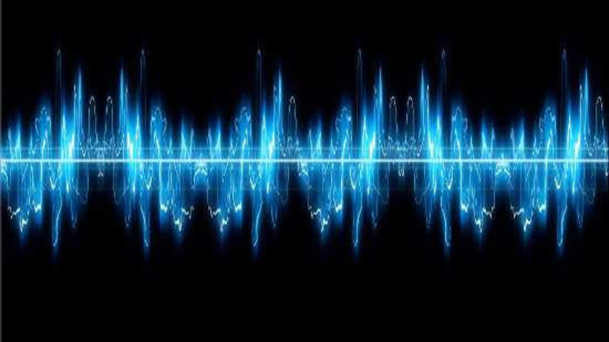 Những người nghe được "The Hum" mô tả âm thanh giống tiếng rền nhỏ, âm ỉ trong lòng đất. Họ nghe rõ nhất âm thanh kỳ bí này là lúc ở trong phòng và vào ban đêm.