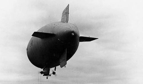 Một bí ẩn lớn trong Thế chiến 2 mà giới khoa học đã và đang nỗ lực đi tìm lời giải là việc phi hành đoàn khinh khí cầu L-8 mất tích kỳ bí. Sự việc này xảy ra vào ngày 16/8/1942.