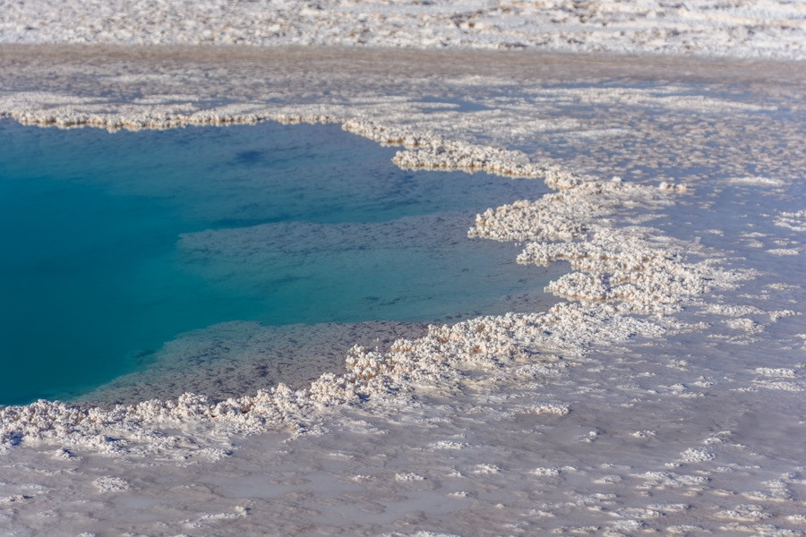 Những nghiên cứu trước đây cho rằng thứ quái dị trên có thể đã tồn tại ở Trái Đất từ khoảng 4 tỉ năm trước, tức từ Liên đại Hỏa thành - giai đoạn hành tinh xanh được mô tả là một quả cầu nóng bỏng.