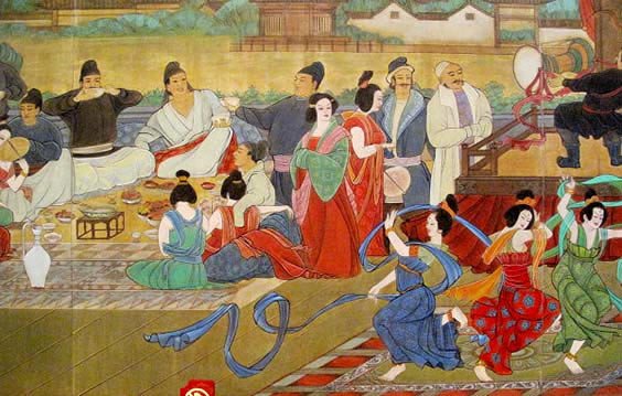 Do đó, sau khi qua đời, nhiều gia đình thuộc giới thượng lưu, quý tộc đã tùy táng người quá cố cùng nhiều hiện vật giá trị và những món ăn nhằm cầu mong người mất có cuộc sống sung túc, no đủ ở thế giới bên kia.