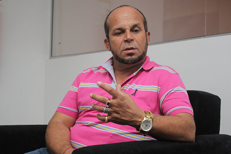 Đến ngày 28/11/2016, lời tiên tri của nhà tâm linh Carlinhos ứng nghiệm khiến dư luận bàng hoàng. Khi ấy, máy bay RJ85 của LAMIA Bolivia mang số hiệu CP-2933 chở 81 người, đã rơi xuống gần thành phố Medellin, miền trung Colombia.