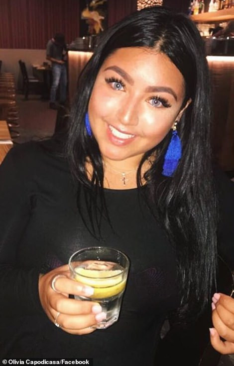 Cuoc song tren du thuyen 3.700 nguoi bi cach ly tai Nhat vi virus corona-Hinh-5