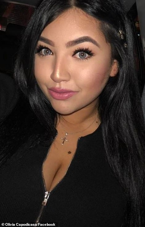 Cuoc song tren du thuyen 3.700 nguoi bi cach ly tai Nhat vi virus corona-Hinh-6