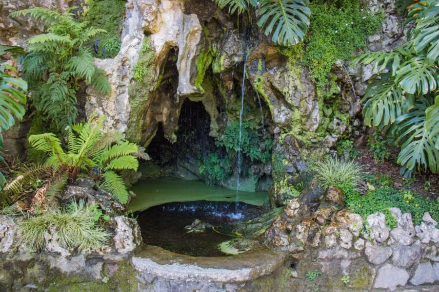 Lâu đài đã được UNESCO công nhận là Di sản thế giới vào năm 1995.