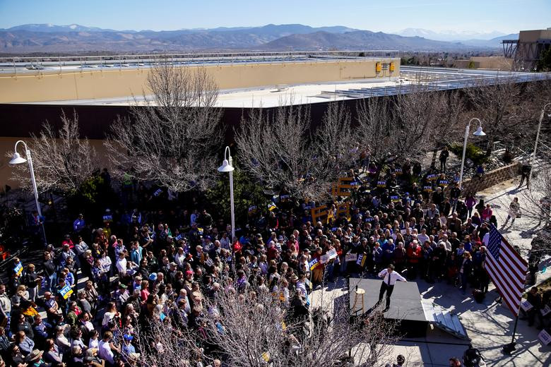 Rất đông người tập trung lắng nghe bài phát biểu của ứng viên Pete Buttigieg trong cuộc vận động ở thành phố Carson, Nevada, ngày 17/2.
