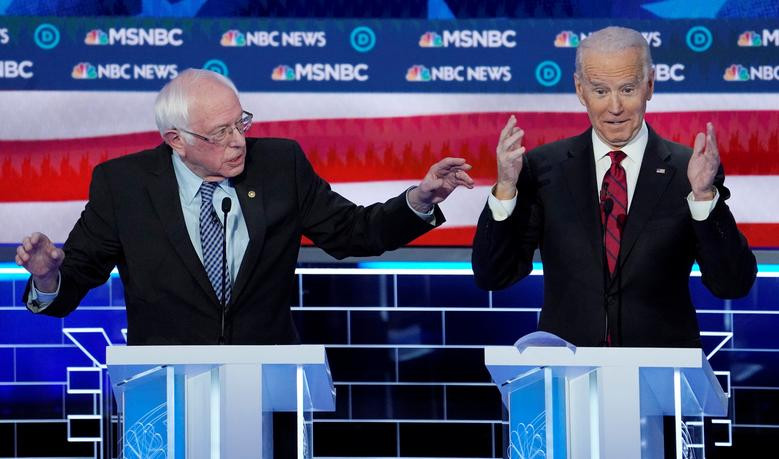 Thượng nghị sĩ Bernie Sanders (trái) và cựu Phó Tổng thống Mỹ Joe Biden.