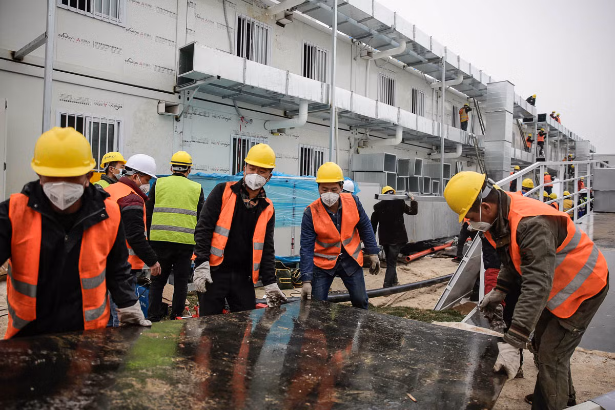 Dot nhap benh vien da chien 1.000 giuong doi pho virus corona o Vu Han-Hinh-9