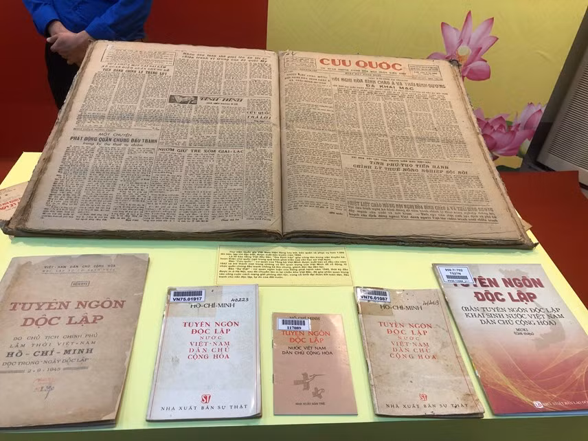 Tu hao chang duong 70 nam nganh Xuat ban, In va Phat hanh sach Viet Nam