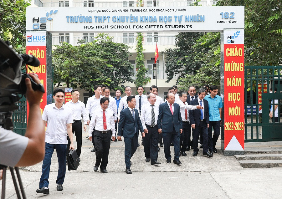 Chu tich nuoc: Doi moi mo hinh truong chuyen, boi duong nhan tai cho dat nuoc-Hinh-3