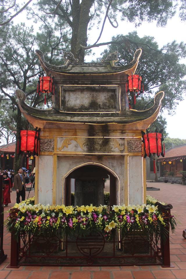 Bia Côn Sơn Tư Phúc tự bi vừa được Thủ tướng Chính phủ công nhận Bảo vật quốc gia.