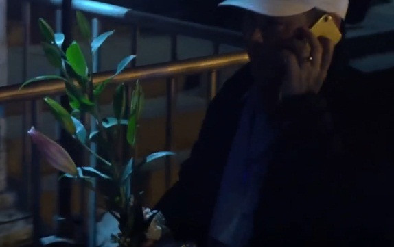 Vẫn xảy ra cảnh "cướp lộc" mặc cho nỗ lực tuyên truyền của ban tổ chức, công tác bảo vệ của hơn 2.000 cán bộ công an, bộ đội, dân quân tự vệ...