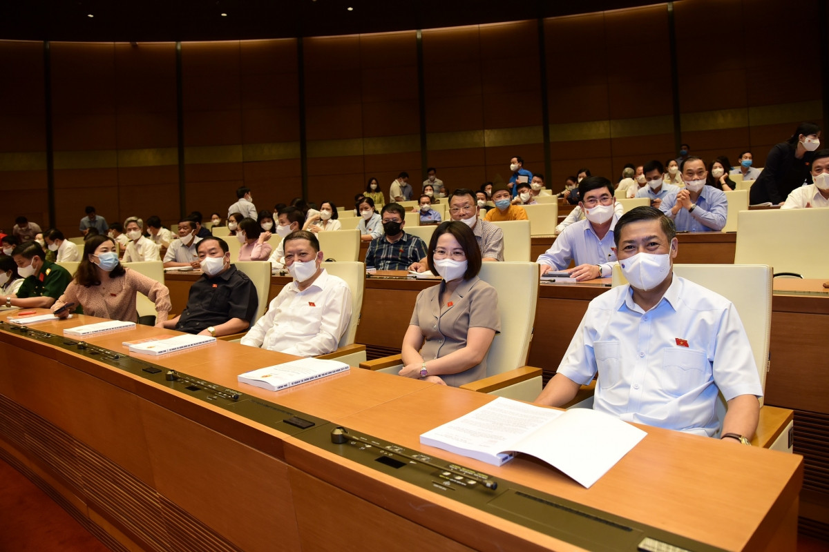 Sang nay, ky hop thu nhat, Quoc hoi khoa XV chinh thuc khai mac