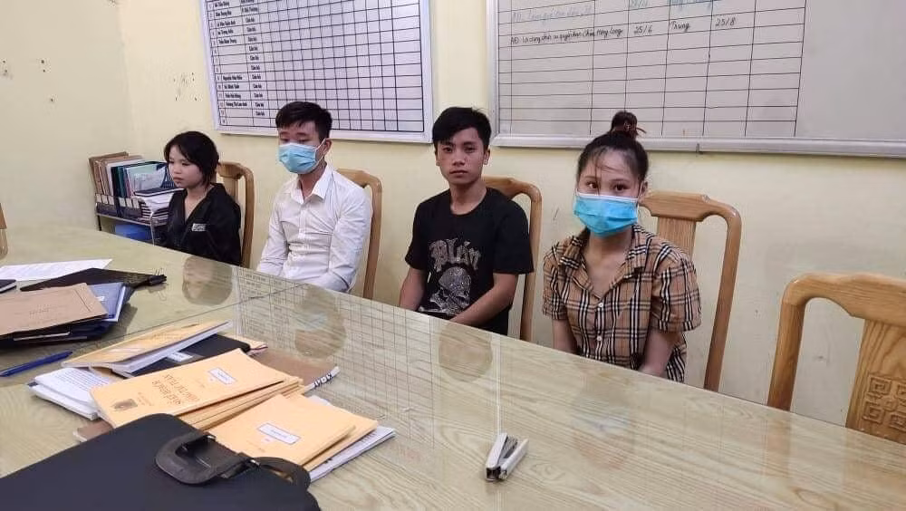 Nhom thanh nien chem nguoi da man vi benh ban gai