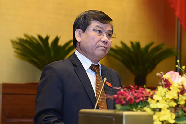 Cuối năm 2009, ông được HĐND TP.HCM bầu bổ sung làm Phó Chủ tịch UBND TP.HCM. Tháng 4/2013, Ban Bí thư phân công ông Trí làm Phó ban Nội chính Trung ương. Sau đó, đến tháng 1/2016, tại Đại hội Đảng XII, ông Trí được bầu vào Ban Chấp hành Trung ương khóa XII. 