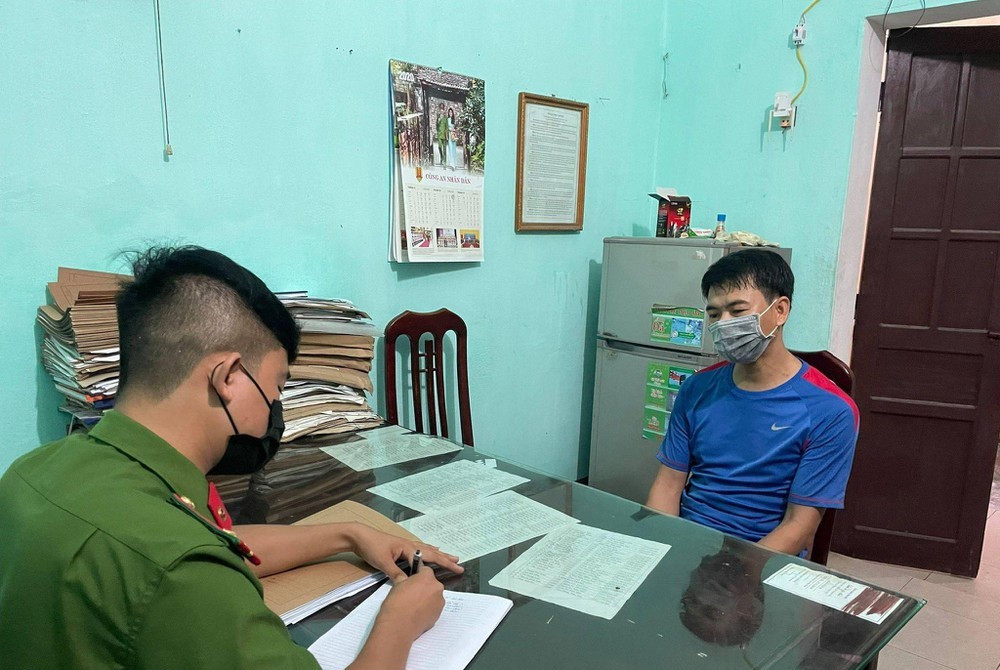 Dung giay xet nghiem COVID-19 gia de qua chot kiem dich-Hinh-2