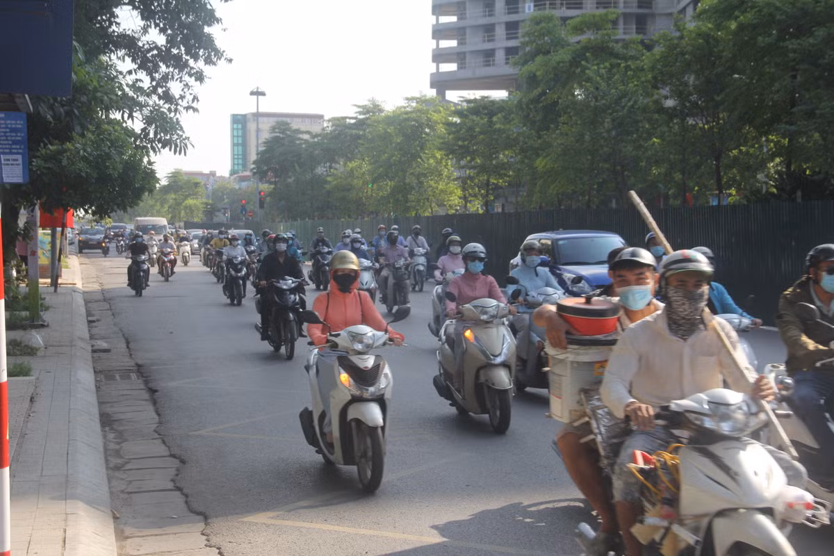 Đường Liễu Giai có mật độ lưu lượng tham giao giao thông rất lớn.