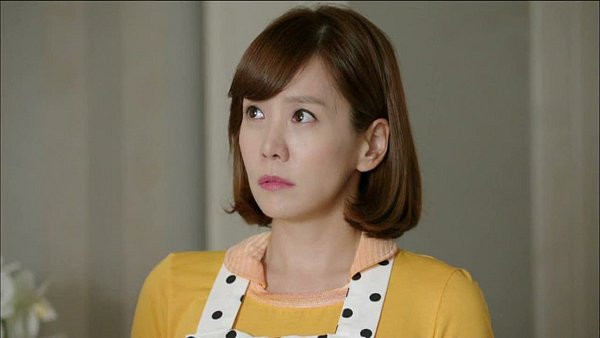 Chong va bo dat phong khach san 5 sao, vo que xuat hien bat ngo