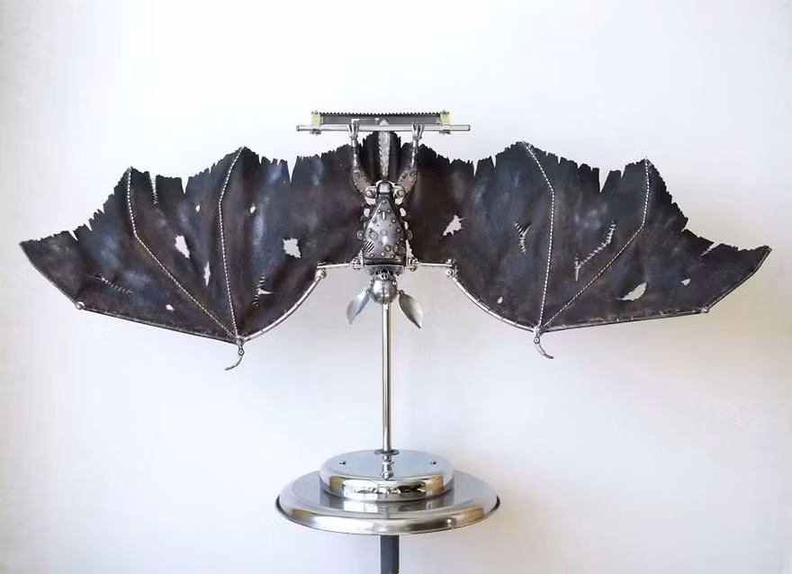 “Hãy mơ ước như trẻ em về những điều không thể đạt được, bởi điều này luôn đẩy con người ta về phía trước”, họa sĩ người Nga chia sẻ.