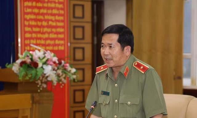  Đấu tranh với các loại tội phạm "không có ngoại lệ, không có vùng cấm": Trả lời báo chí tháng 4/2023, Thiếu tướng Đinh Văn Nơi nhấn mạnh: “Đấu tranh với các loại tội phạm "không có ngoại lệ, không có vùng cấm", đó là quan điểm của Đảng, quan điểm của ngành Công an, thế nên tôi không áp lực và cũng không cảm thấy khó khăn. Khó khăn hay không là do bản thân mình có quyết tâm, dám nghĩ, dám làm đến tận cùng hay không thôi”.