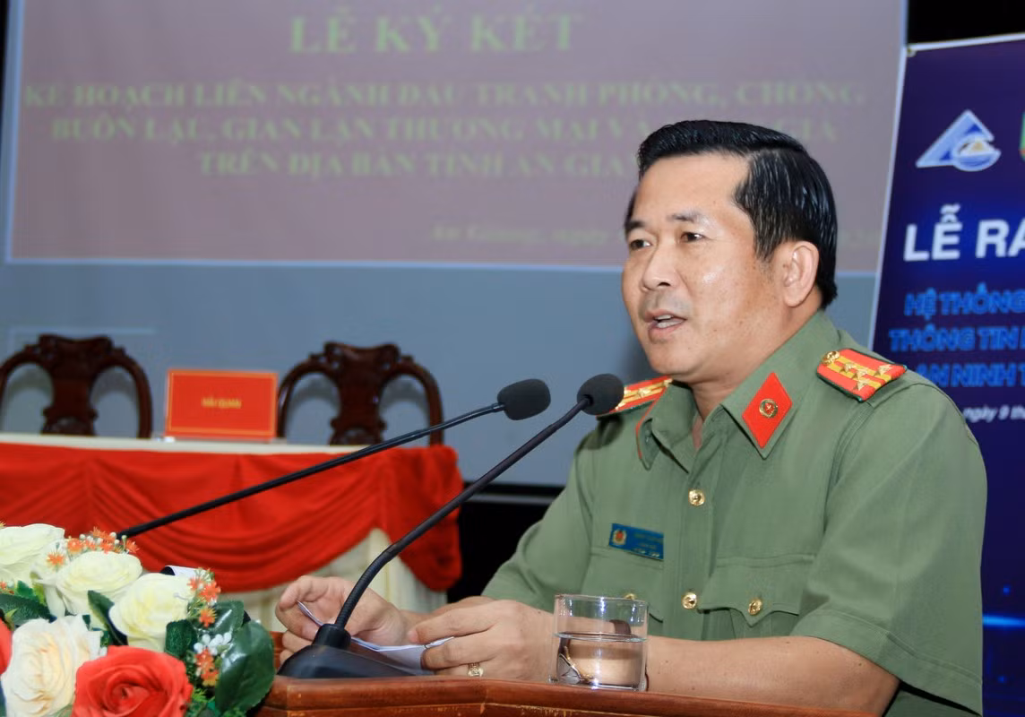  Tất cả các loại tội phạm đều phải xử lý như nhau: “Tôi nghĩ tất cả các loại tội phạm đều phải bị xử lý như nhau vì cá nhân tôi không ở địa phương này, không có người thân quen, không có sân trước, sân sau, lợi ích kinh tế gì ở đây nên công tác xử lý tội phạm luôn triệt để công tâm”, ông Đinh Văn Nơi trả lời báo chí tháng 7/2020.