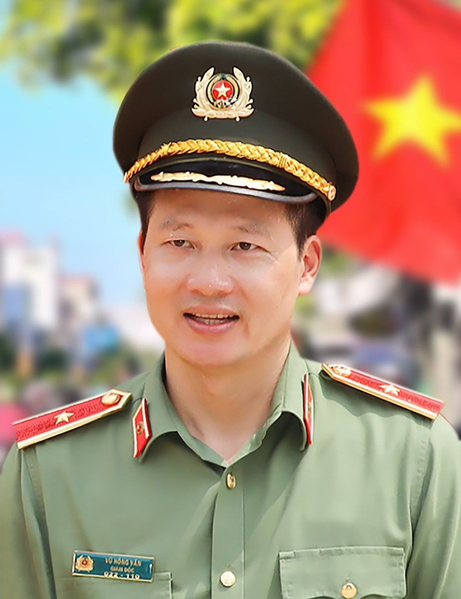 Thieu tuong Vu Hong Van lam Pho Chu nhiem Uy ban Kiem tra Trung uong