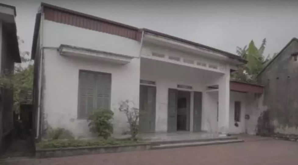 Ngôi nhà cũ của Minh Vương trước đó nhìn khá đơn sơ ở vùng quê lúa Thái Bình. Ảnh: 2sao.
