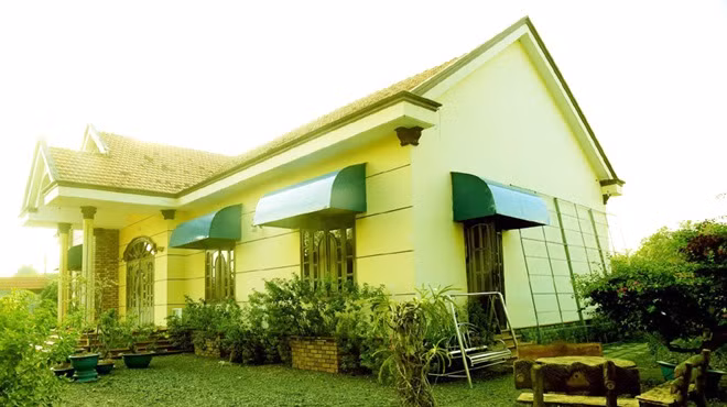 Căn nhà là nơi để "bà trùm" Thúy Nga mỗi lần về Việt Nam sẽ cùng với MC Thanh Bạch về đó chơi và nghỉ ngơi tụ tập bạn bè. Ảnh: Dân Việt