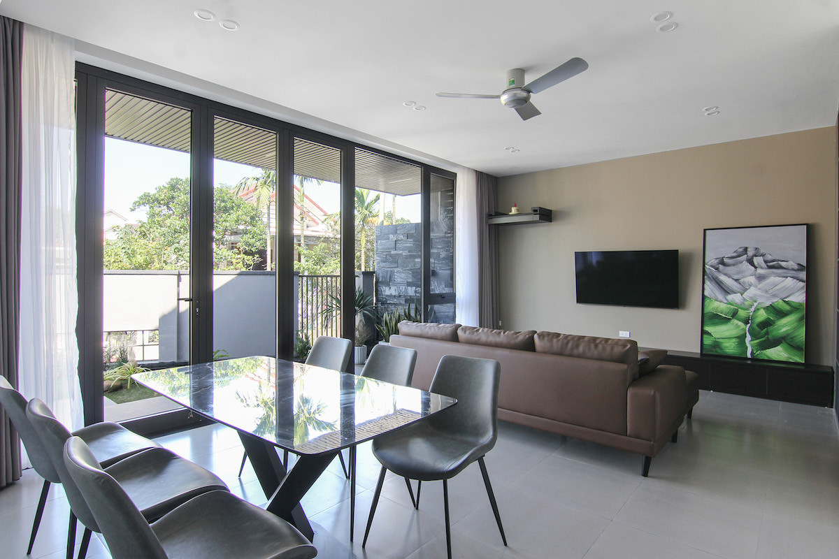 Các phòng đều lấy được ánh sáng và thông gió tự nhiên.