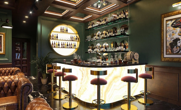 Năm ngoái, nam diễn viên từng tiết lộ sẽ khai trương một quán bar. Ảnh: FBNV