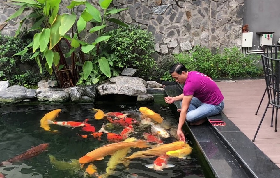 Bên cạnh đó, doanh nhân Thắng Ngô còn sẵn sàng ủng hộ hàng trăm triệu đồng cho các chương trình thiện nguyện nhưng lại không muốn không muốn ghi danh. Ảnh: Youtube