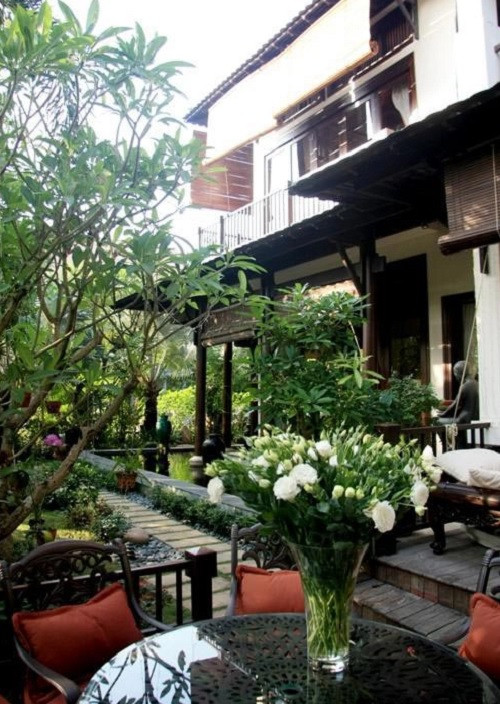 Gia đình Hà Kiều Anh sống tại một căn biệt thự vườn rộng 500m2 với thiết kế độc đáo, tọa lạc ở khu biệt thự quận 2, TP HCM. Ảnh: Internet