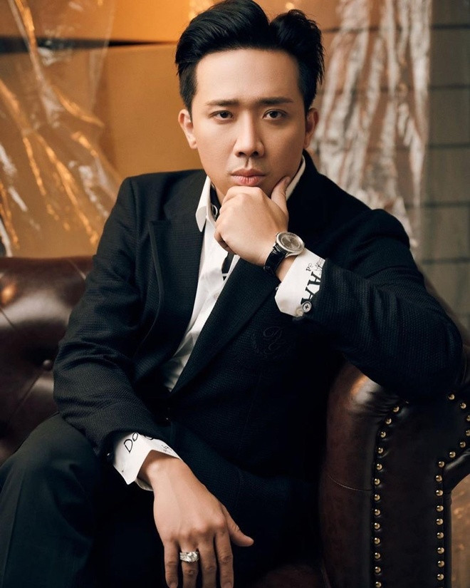 Trấn Thành cho biết, đây là chiếc đồng hồ Audemars Piguet đầu tiên mà anh sở hữu. Trước đó, nam nghệ sĩ có hẳn một BST đồng hồ đến từ nhiều thương hiệu xa xỉ khác nhau như Hublot, Patek Philippe, Cartier...Ảnh: Internet