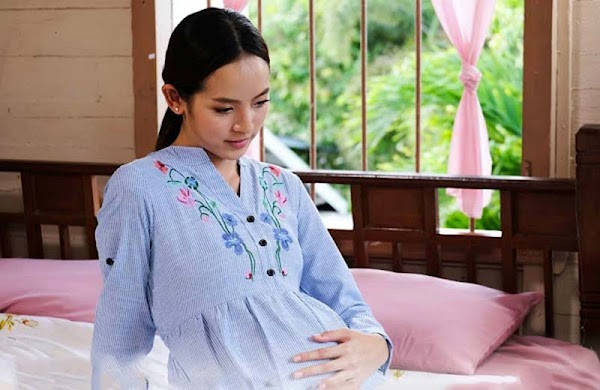 O cu me chong khac nghiet cho an doi, nhin bat com cua ba toi khoc