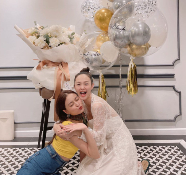 Bên trong căn biệt thự được thiết kế cầu kỳ nhưng không kém phần sang trọng. Ảnh: Instagram Minh Hằng