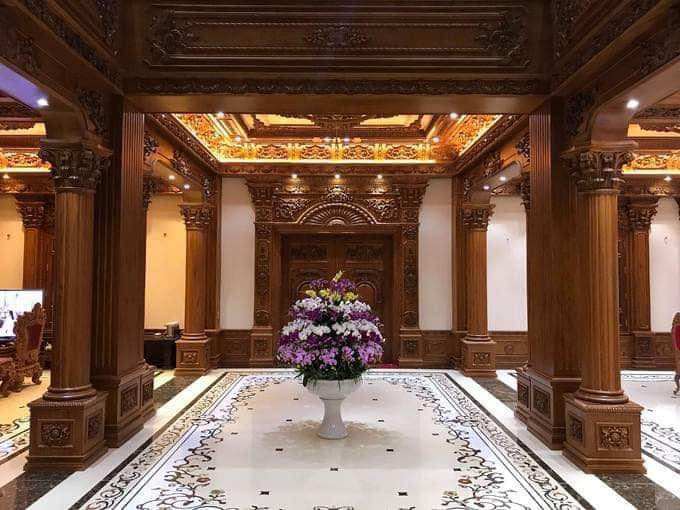 Tòa lâu đài được xây dựng trên tổng diện tích 3ha, diện tích nhà ở là 700m2. Ảnh: Facebook